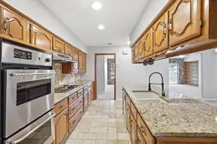 1029 Cedar Trail Dr, Cedar Hill, TX 75104 - Photo 13