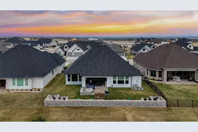 10817 Drinkwater Drive, Denton, TX 76207 - Photo 37