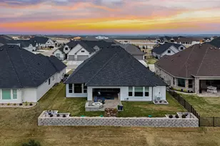 10817 Drinkwater Dr, Denton, TX 76207 - Photo 37