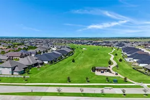 10817 Drinkwater Dr, Denton, TX 76207 - Photo 39