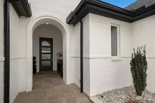 10817 Drinkwater Dr, Denton, TX 76207 - Photo 3