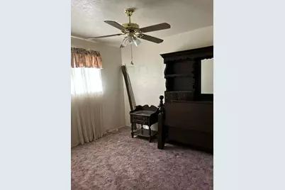 2102 Jeannette Court, Arlington, TX 76010 - Photo 5