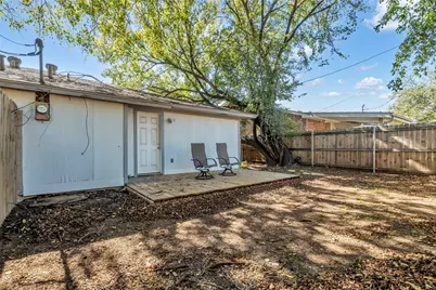 1321 Parkway Court, Arlington, TX 76010 - Photo 17