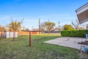 1920 Ruth Dr, Garland, TX 75042 - Photo 17