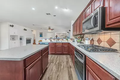 2716 Leisure Lane, Little Elm, TX 75068 - Photo 7