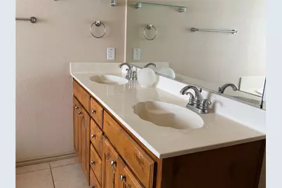 1427 Furlong Court, Irving, TX 75060 - Photo 9