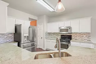 4307 Windy Meadow Dr, Corinth, TX 76208 - Photo 5