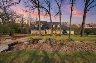 224 Colonial Dr, Mabank, TX 75156 - Photo 5
