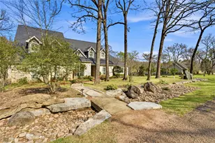 224 Colonial Dr, Mabank, TX 75156 - Photo 5