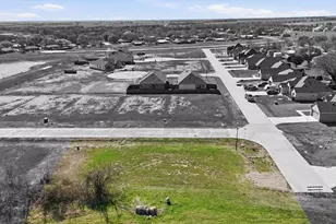 524 Escovedo Dr, Italy, TX 76651 - Photo 1