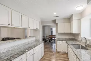 317 Stillmeadow Dr, Garland, TX 75040 - Photo 5