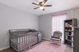 317 Stillmeadow Dr, Garland, TX 75040 - Photo 13