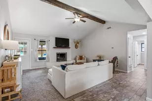 413 E Oak St, Aledo, TX 76008 - Photo 7