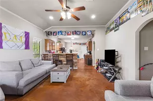 200 Garden Dr, Waco, TX 76706 - Photo 3