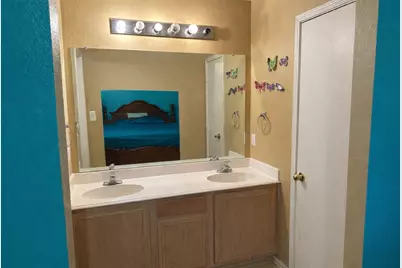 3819 Kiest Valley Court, Dallas, TX 75233 - Photo 13