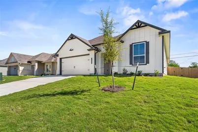 109 Adaline Bend, McGregor, TX 76657 - Photo 3