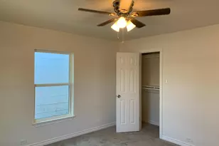 820 W Crawford St, Denison, TX 75020 - Photo 11