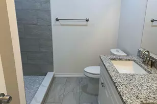 820 W Crawford St, Denison, TX 75020 - Photo 15