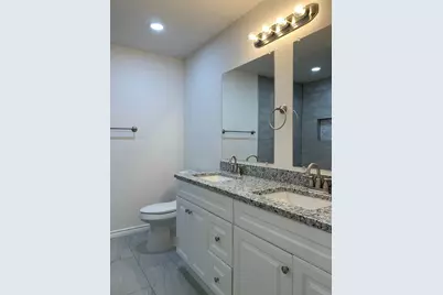 820 W Crawford Street, Denison, TX 75020 - Photo 15