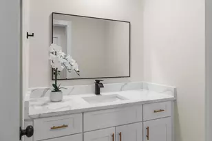 13103 Halwin Cir, Dallas, TX 75243 - Photo 7