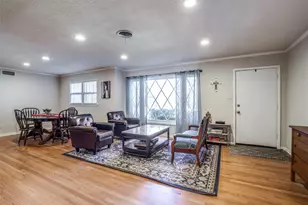 3928 Menzer Rd, Fort Worth, TX 76103 - Photo 19