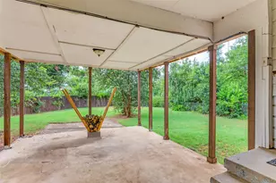 3928 Menzer Rd, Fort Worth, TX 76103 - Photo 23