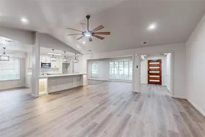 3714 Kiest Knoll Drive, Dallas, TX 75233 - Photo 9