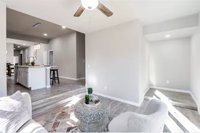 410 S Grand Avenue, Gainesville, TX 76240 - Photo 11