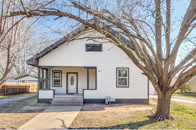 410 S Grand Avenue, Gainesville, TX 76240 - Photo 3