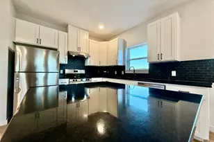 310 SW 14th St, Mineral Wells, TX 76067 - Photo 3