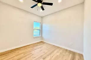 310 SW 14th St, Mineral Wells, TX 76067 - Photo 17