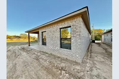 310 SW 14th Street, Mineral Wells, TX 76067 - Photo 5