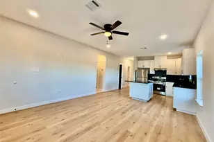 310 SW 14th St, Mineral Wells, TX 76067 - Photo 7