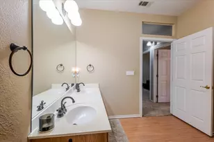 517 NE 1st St, Mineral Wells, TX 76067 - Photo 19