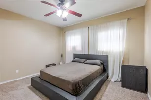 517 NE 1st St, Mineral Wells, TX 76067 - Photo 15