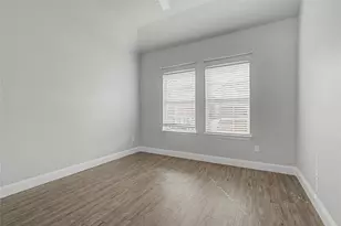 2215 Stanhill Dr, Corinth, TX 76210 - Photo 9