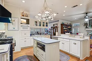 2101 Vista Ridge Ct, Arlington, TX 76013 - Photo 3