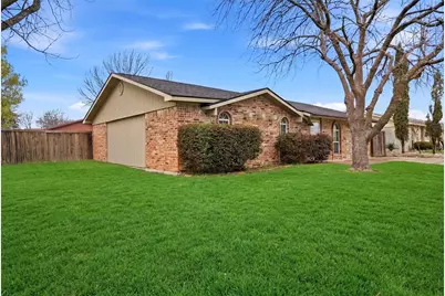 2401 Richmond Drive, Plano, TX 75074 - Photo 3