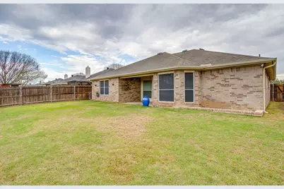 1013 Aaron Drive, Burleson, TX 76028 - Photo 35