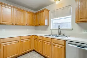 1013 Aaron Dr, Burleson, TX 76028 - Photo 17