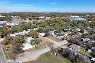 3900 Mercury St, Haltom City, TX 76111 - Photo 9