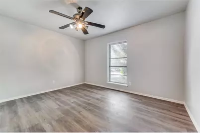 8514 Sikorski Lane, Dallas, TX 75228 - Photo 17