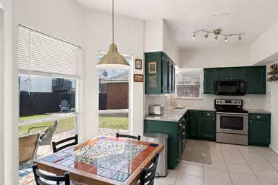 5309 Manhassett Drive, Arlington, TX 76018 - Photo 11