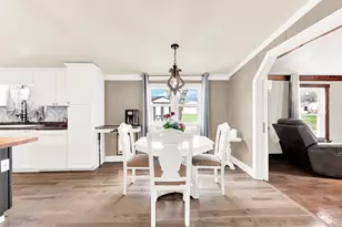 129 Hunter Ridge Ln, Springtown, TX 76082 - Photo 5