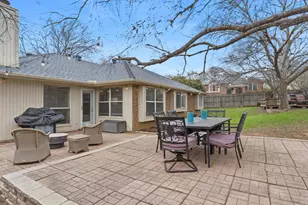 7002 Escondido Dr, Arlington, TX 76016 - Photo 31