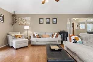 7002 Escondido Dr, Arlington, TX 76016 - Photo 9