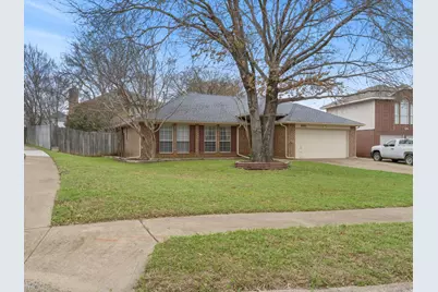 7002 Escondido Drive, Arlington, TX 76016 - Photo 3