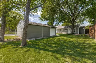 1318 Fuller Dr, Dallas, TX 75218 - Photo 13