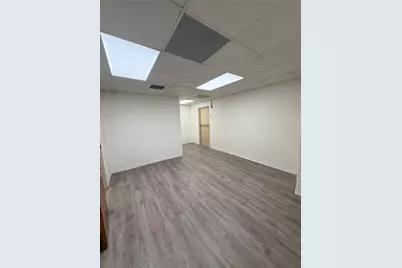 2401 W Green Oaks Boulevard, Arlington, TX 76016 - Photo 25