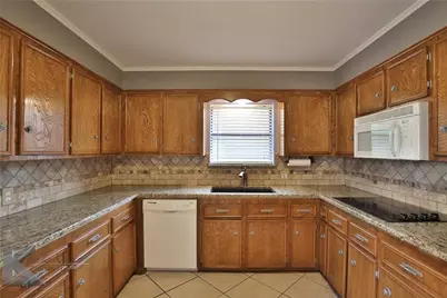 3234 Winterhawk Drive, Abilene, TX 79606 - Photo 9